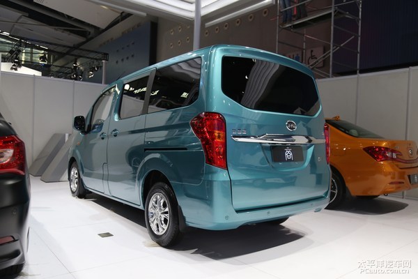 比亞迪“商”七座MPV