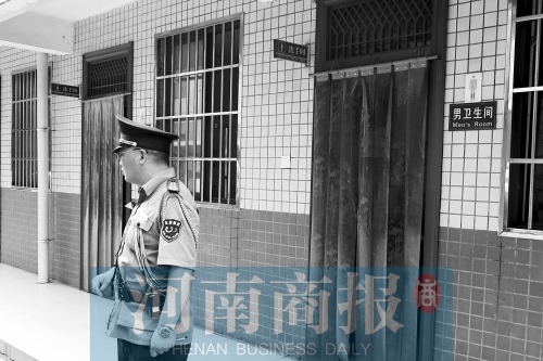 鄭州規(guī)定小區(qū)達(dá)5000人必須建公廁 無強(qiáng)制性成一紙空文