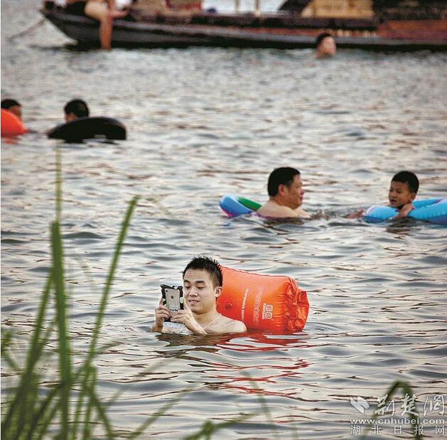 ˮڿӰ˰l(f)ȦҕlġĹͬc(din)ֻһ(g)^o֙C(j)Ļ׃Q˄(sh)(du)@ݡ(zh)˱ʾo⣬˱ʾͦȤo֙C(j)ϡˮĵ^傃t(hu)J(rn)V㣬Ҫʹ֙C(j)D飺hˮӿfˡˢ