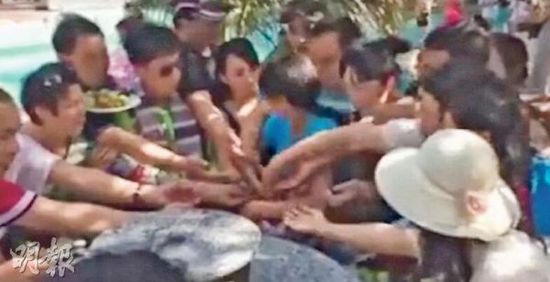 [ͷ֦DƬԴW(wng)j(lu)