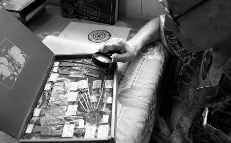 һλvʷώ̌W(xu)Ҫ(i)ϹXղȻ25ǰһϷ(dng)Tُ(gu)̶˃r(ji)s](mi)нף󱻾ҡ̎P1000Ԫ˕Γ(j)(sh)ʮö~RǧöXĐ(i)֮܉򷵻@һȾ25ꡣ88qwѣ(mng)ٿһĐ(i)֮