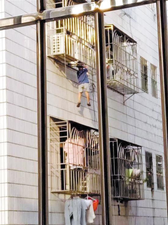 Ӎ ӛ񡢌(x)zӰ8115r30S^(q)Ϟֵ䲼^(q)l(f)˼@Uָ˵һĻH4qͯ()øĸڼң͵͵˴_Y(ji)^ǷIW(wng)wҿx،20׸(ҊСD)ǧxһl(f)֮Hһĵġe硱ͽǣʩI(Ҋ҈D)