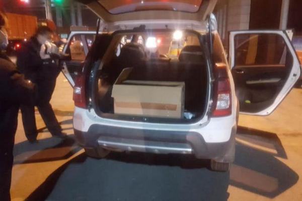 兩個(gè)月大男嬰藏后備箱 交警破獲涉嫌拐賣嬰兒案