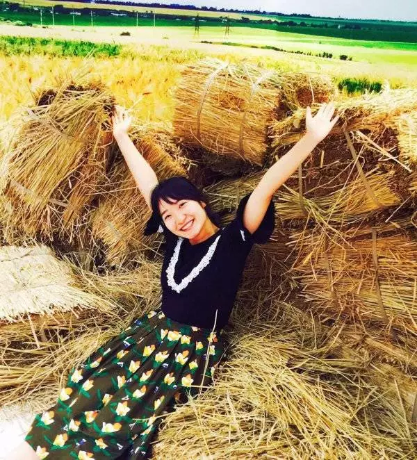 美女大學(xué)生“出租”自己當(dāng)陪游 要求對方必須有趣