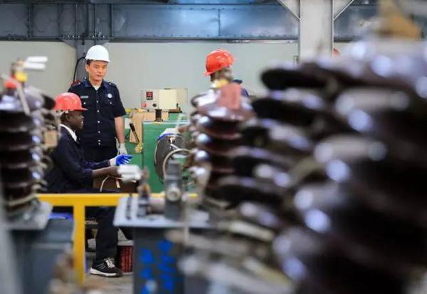 中國(guó)還是世界經(jīng)濟(jì)的“穩(wěn)定之錨”嗎?這個(gè)論壇給出答案