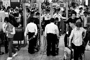 鐵警7天找回遺落物品近千件警方:行李盡量化零為整